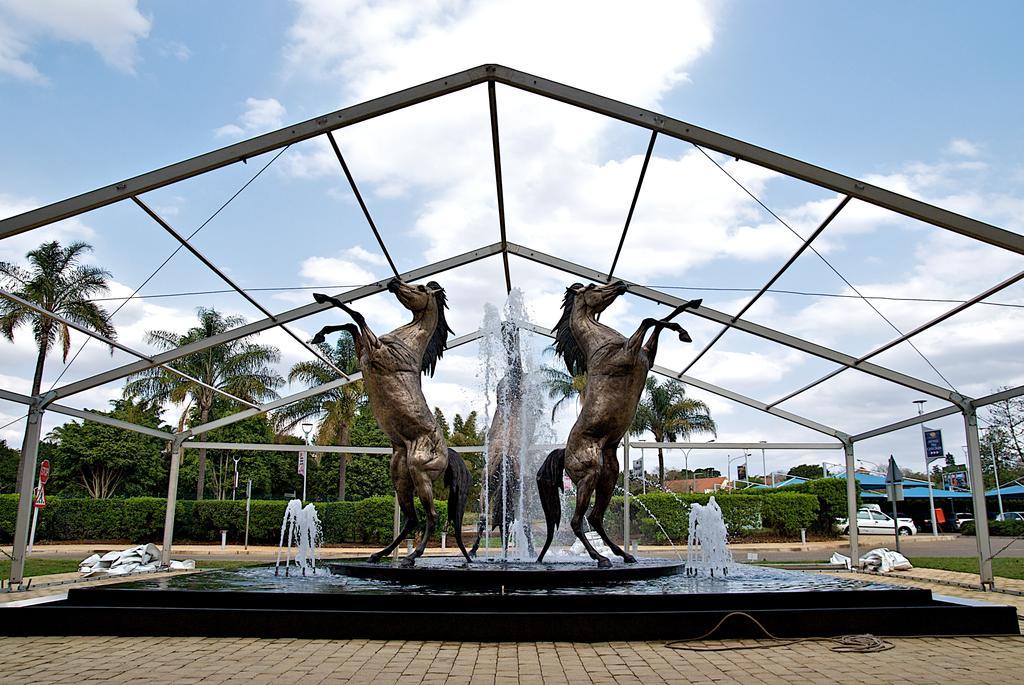 Golden Horse Hotel Pietermaritzburg Εξωτερικό φωτογραφία